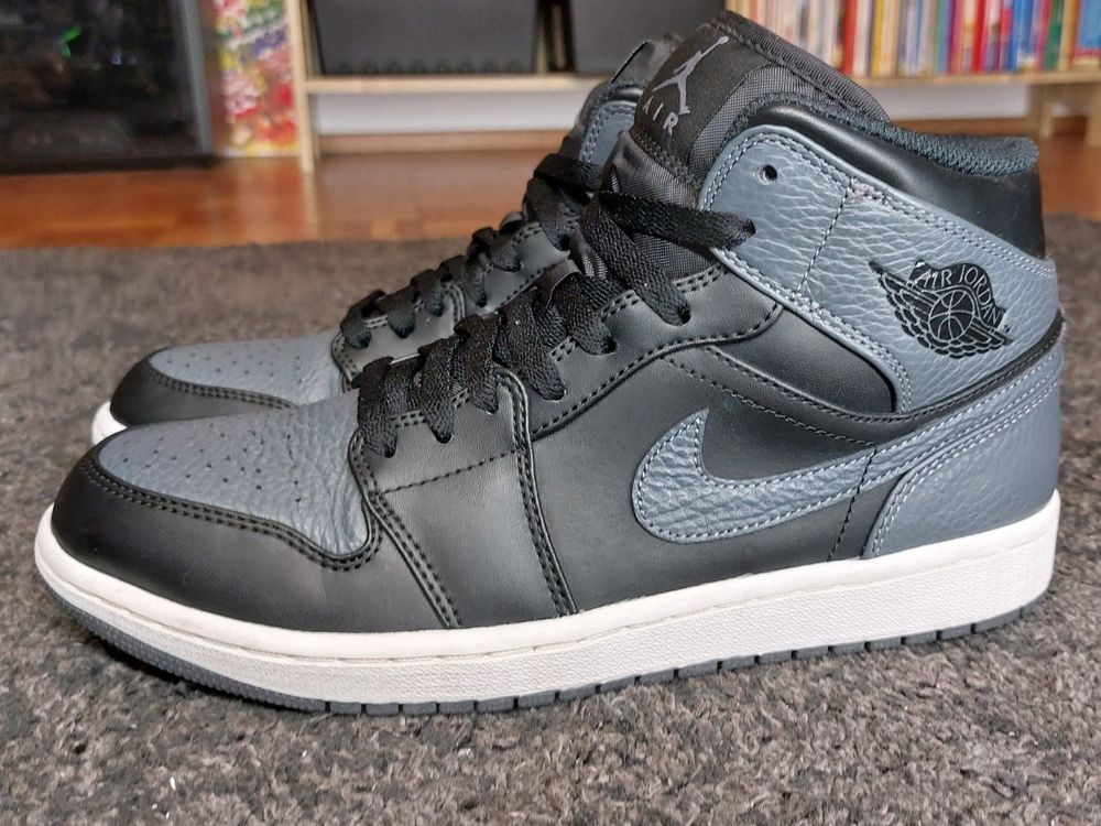 Jordan 1 retro sale mid black dark grey