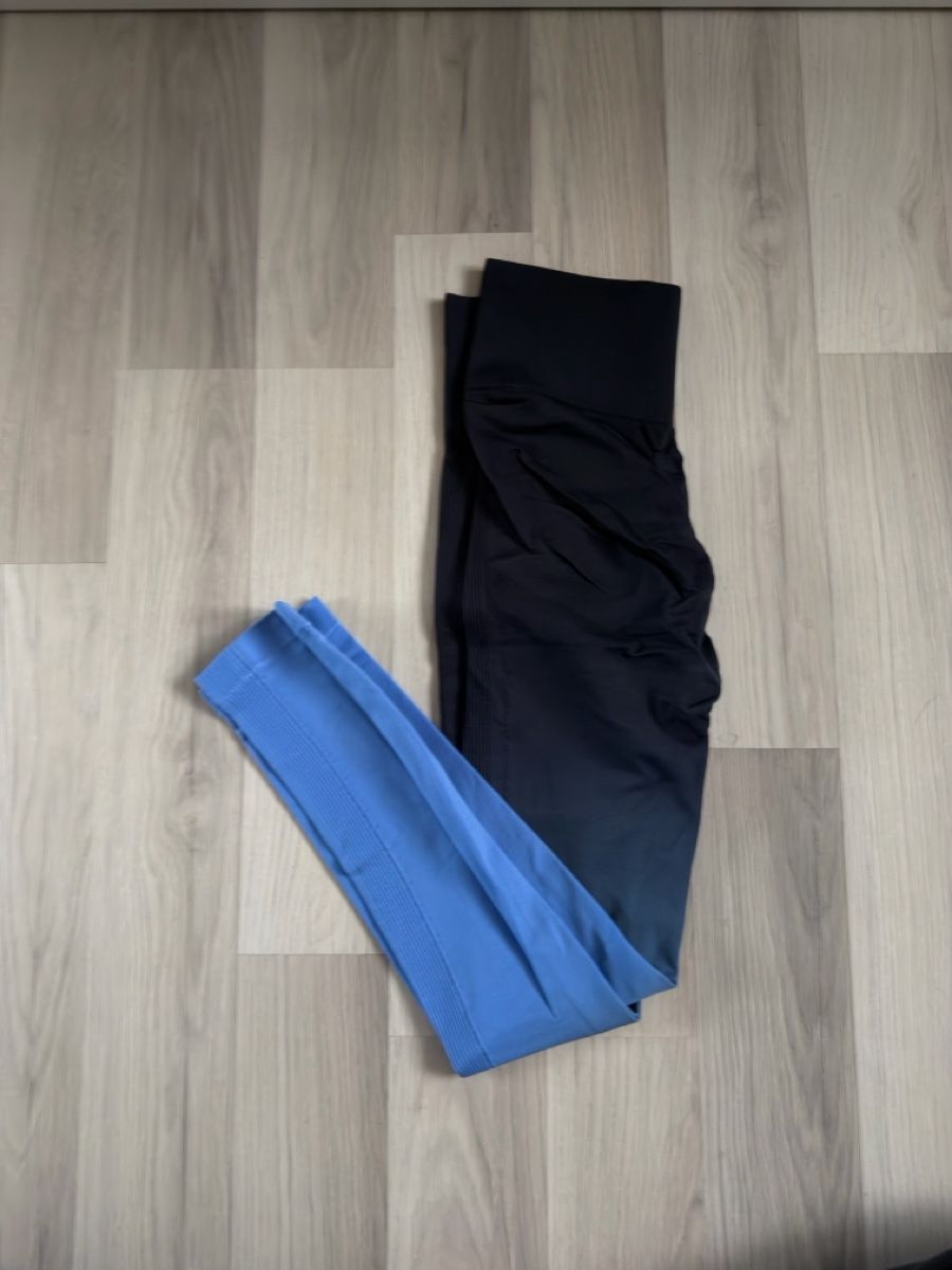 Leggings: Sport Leggings   – Gebraucht aus Davos Platz von ang_m2dp