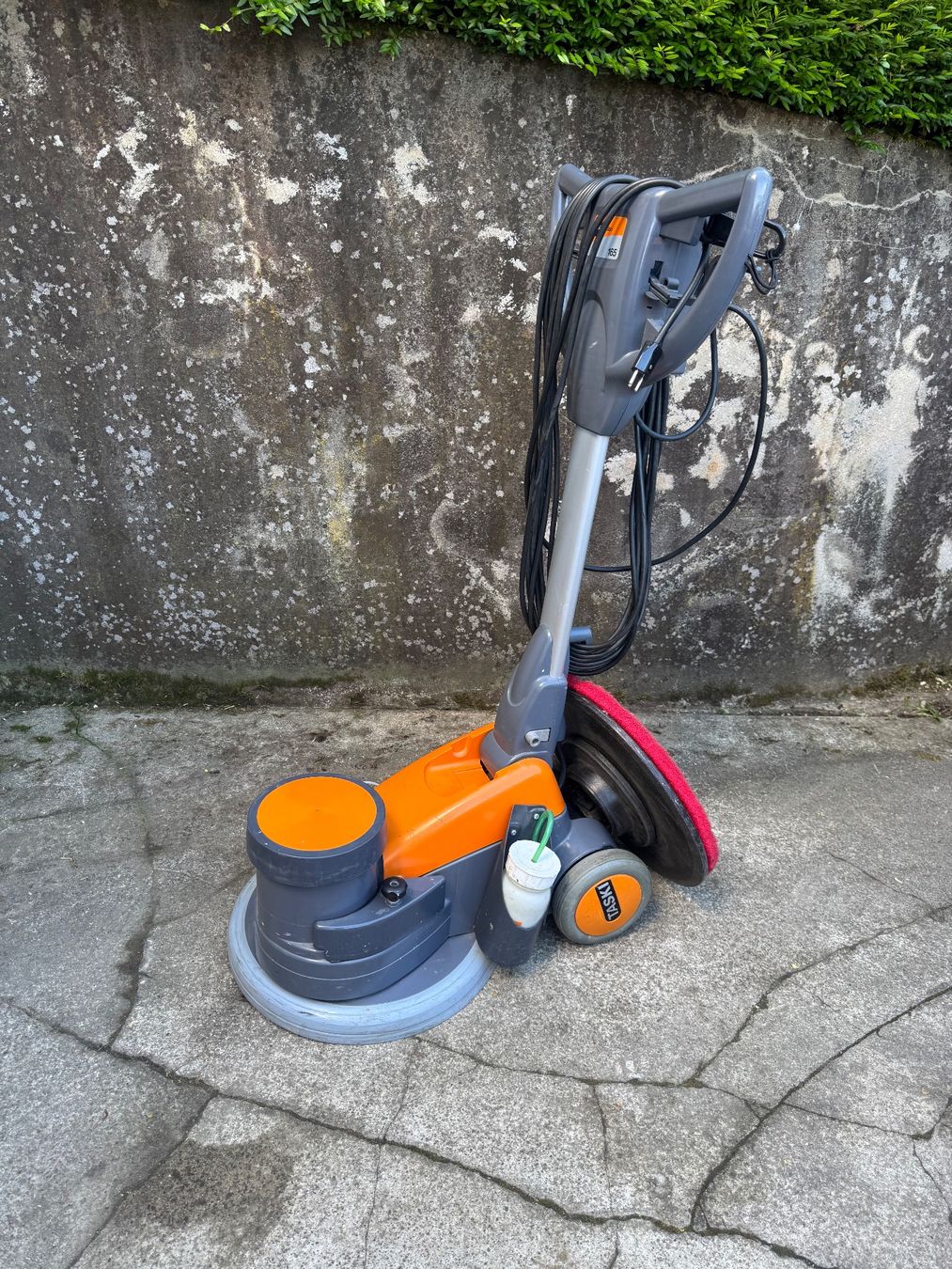Tutte le macchine: Taski ergodisc 165 Putzmaschine ( taski Wetrok cleanfix) – Usato da Brugg venduto da Vwtiguan1- 1