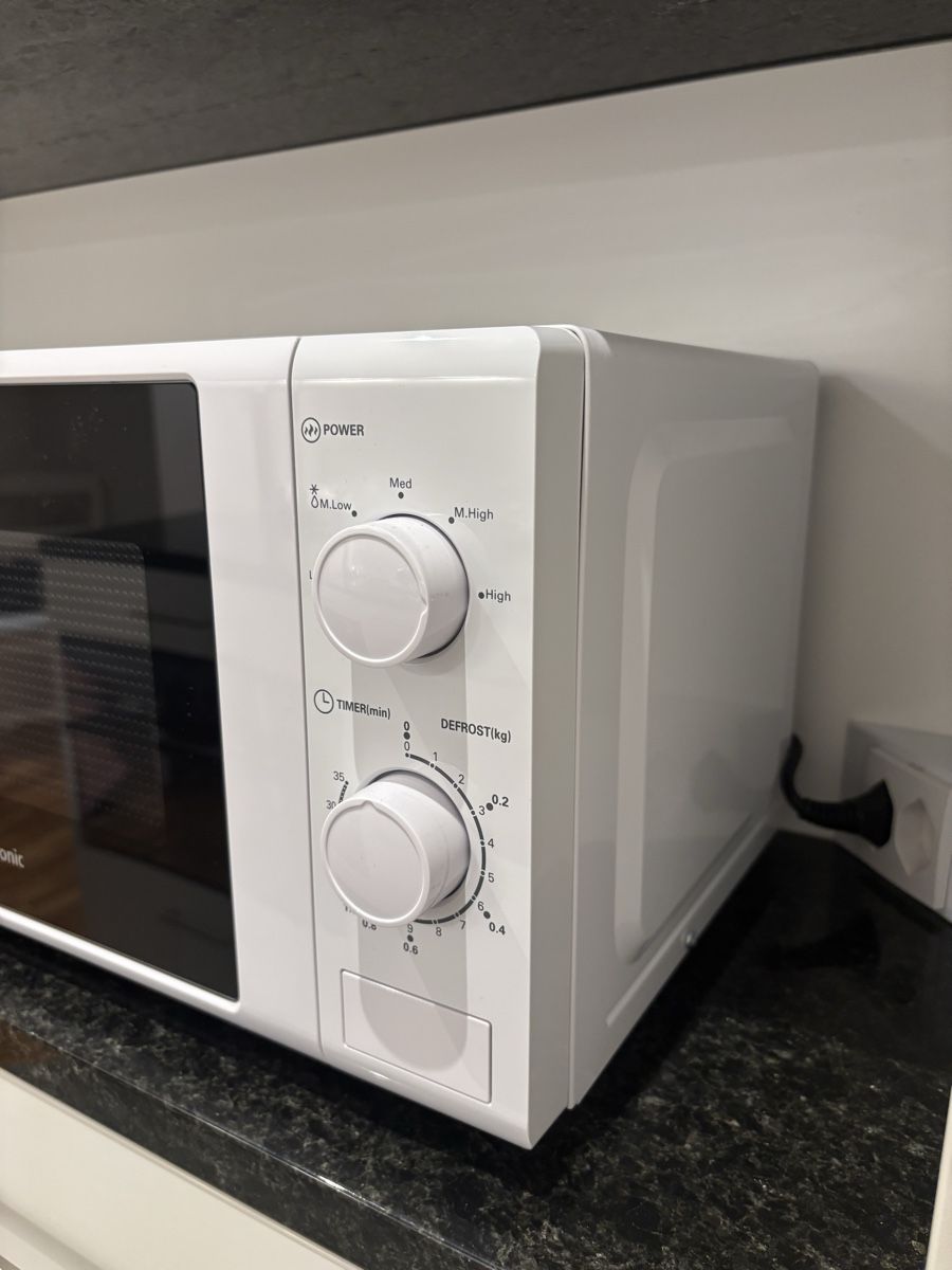 Forni: Intertronic Microwave White, New 0 Uses – Nuovo (secondo la descrizione) da Luzern venduto da jor_b9fk 2