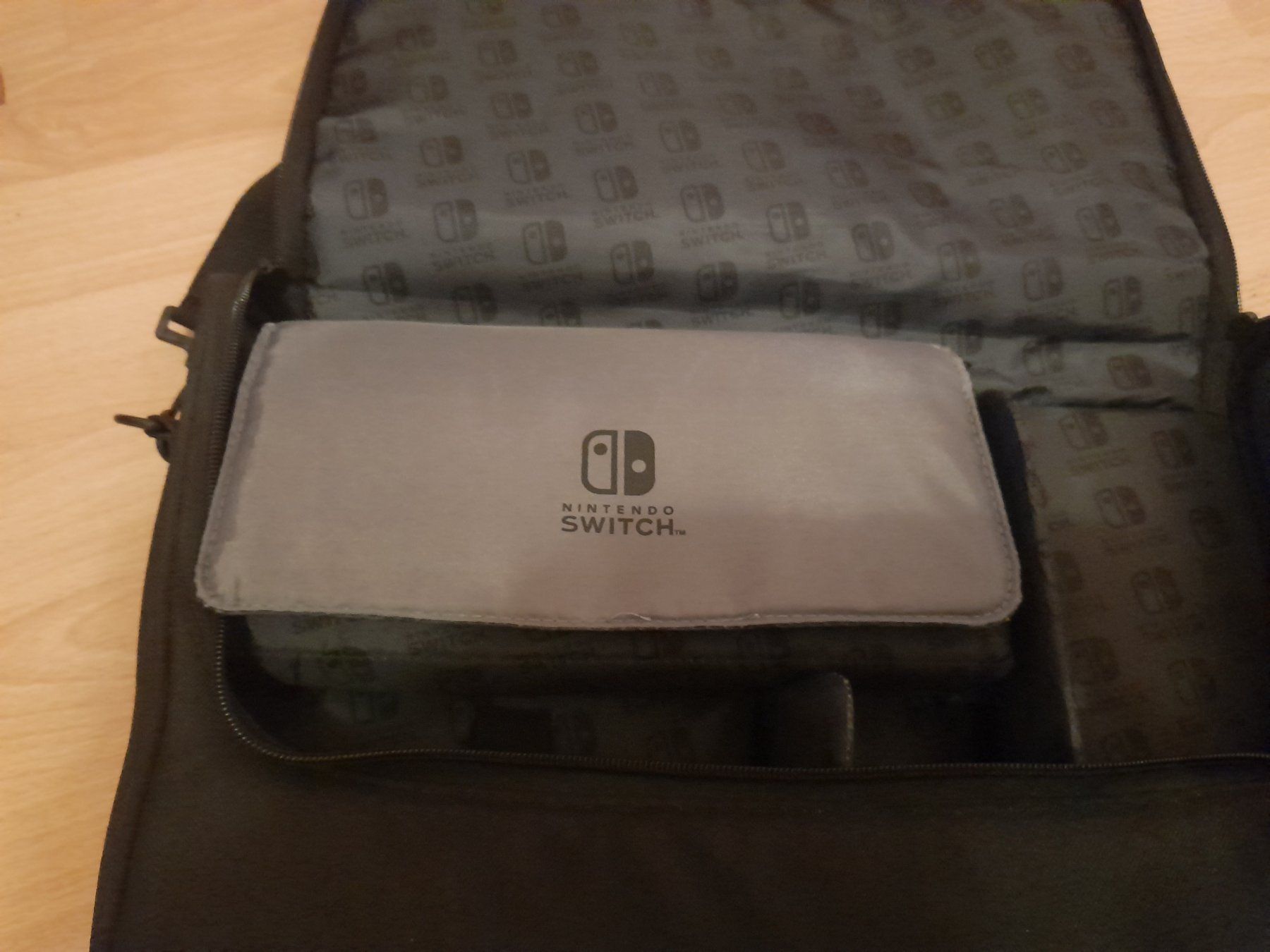 Borse: Nintendo Switch Tasche mit Zubehörfach – Usato da Lustmühle venduto da chevi03 2