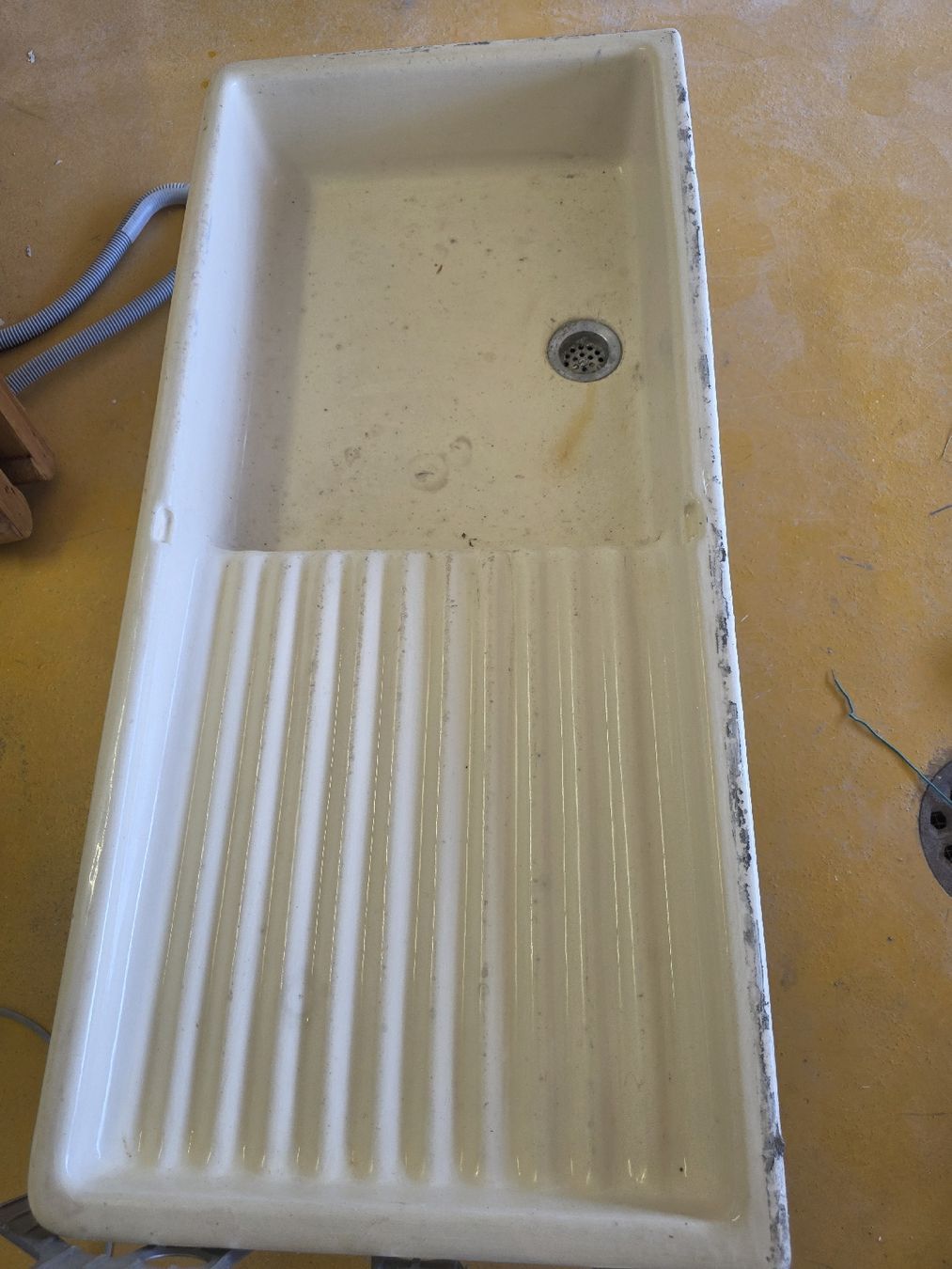 Laufen Spülbecken & Waschbecken: Waschtisch Marke Laufen - nostalgischer Klassiker – Gebraucht aus Hausen am Albis von Speedy1968 5