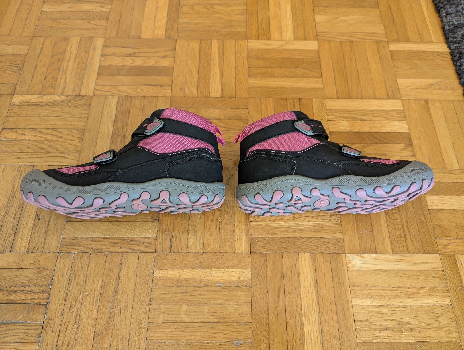 Scarpe per ragazze: Wanderschuh Mädchen Grösse 35 – Nuovo (secondo la descrizione) da Lengnau AG venduto da sus_znf9 1