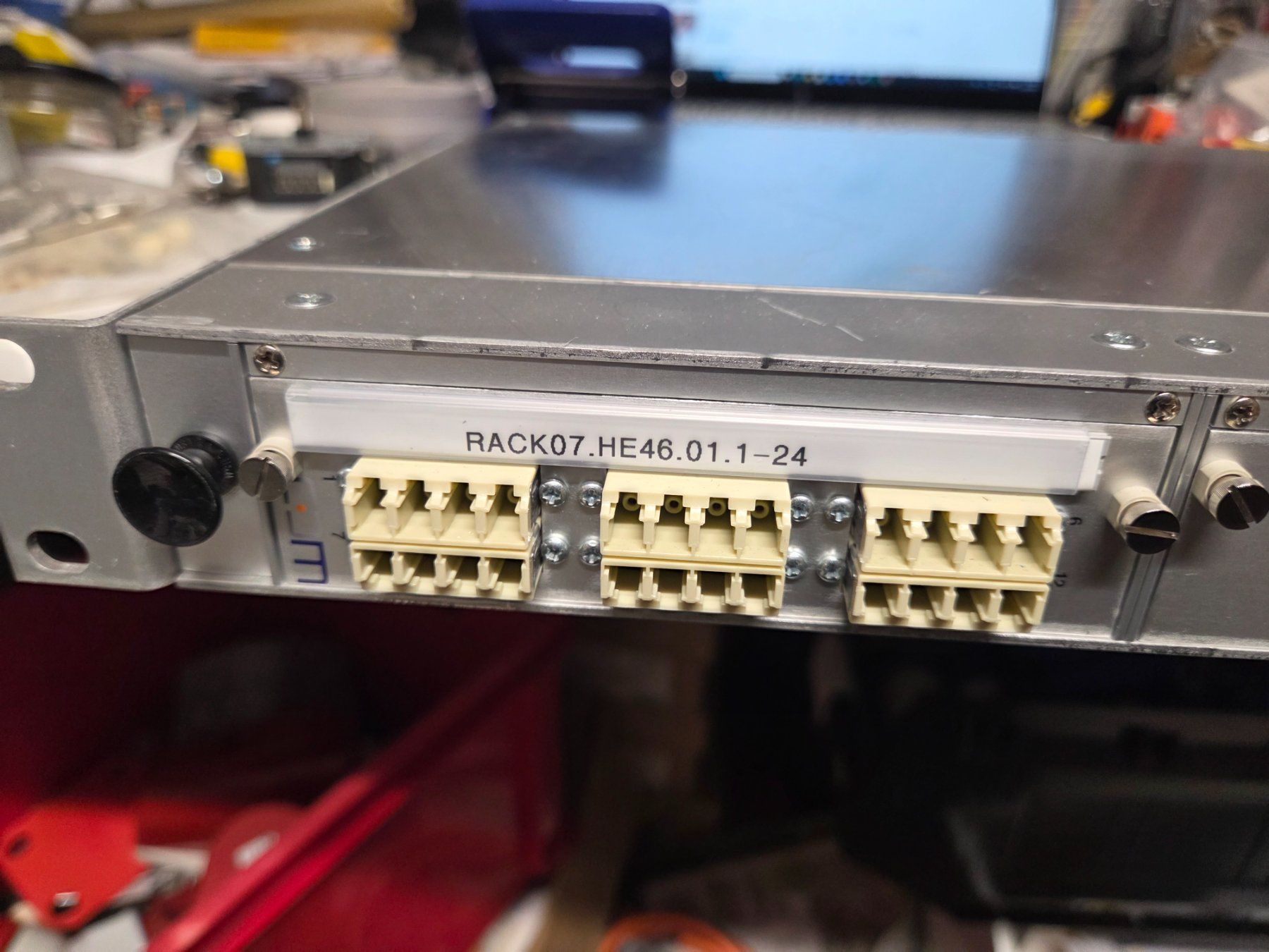 Racks & Ständer: LWL Patch-Panel 19" Patchpanel mit MTP Modul – Gebraucht aus Zürich von Alibaba1234 1