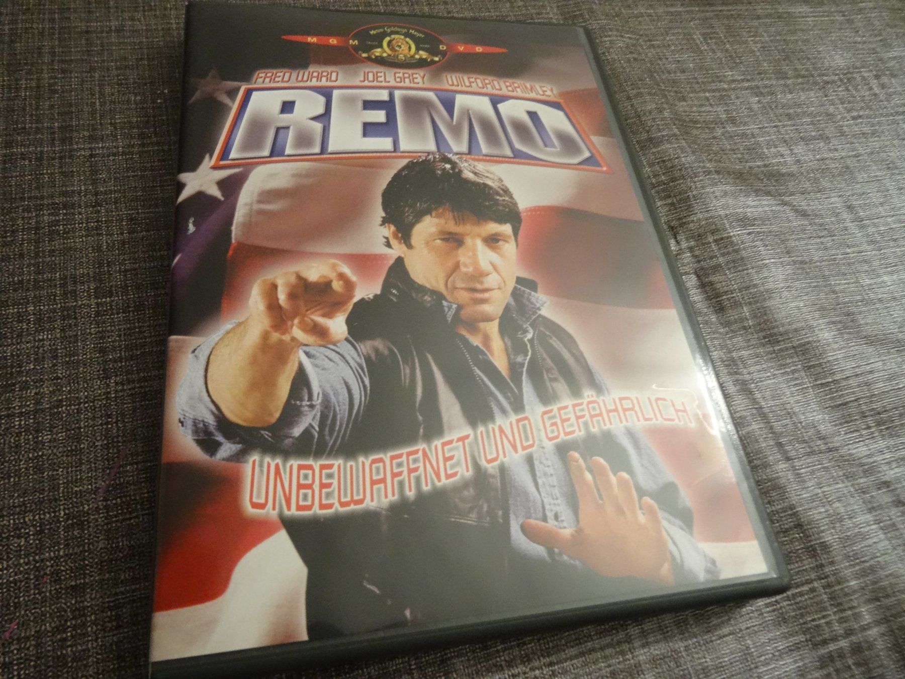 Tutti i DVDs: DVD Remo Unbewaffnet und gefaehrlich – Usato da Olten venduto da Disc-Verkauf