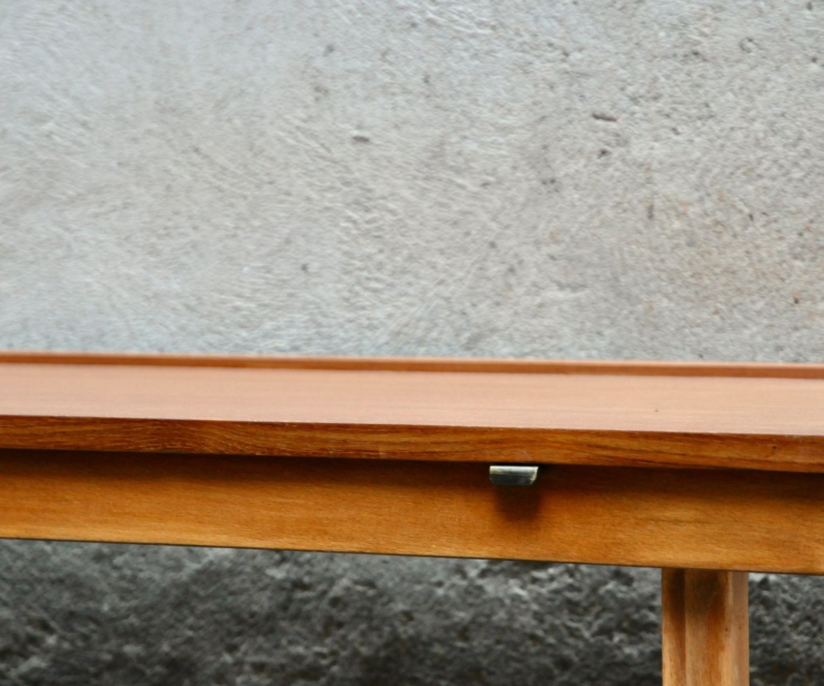 Betten: Ensemble daybed et table de chevet en teck – Gebraucht aus morges von Kus.design 2