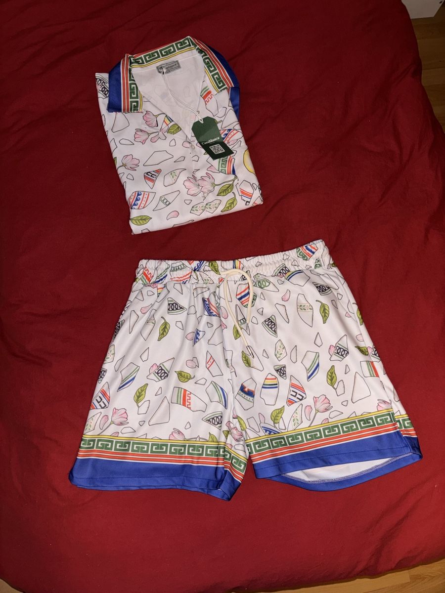 Lots de vêtements: Completo Casablanca camicia e pantaloncini – D'occasion à Derendingen par bra_9jqb 7