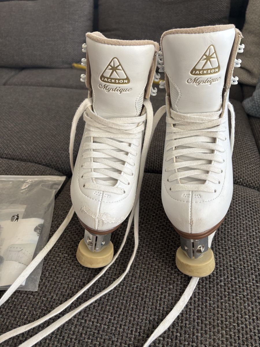 Pattini in linea & Pattini a rotelle: Jackson Mystique Rollschuhe, Gr. 32 – Usato da Rüti ZH venduto da Crystal_Bloom