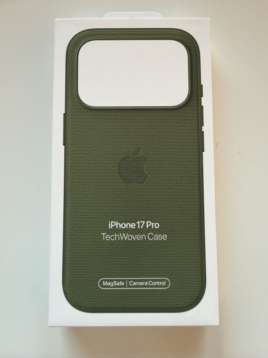 Apple Cover & Protezioni schermo: iPhone 17 Pro TechWoven Case  – Nuovo e nell'imballaggio originale da Blankenburg venduto da chr_n7kv
