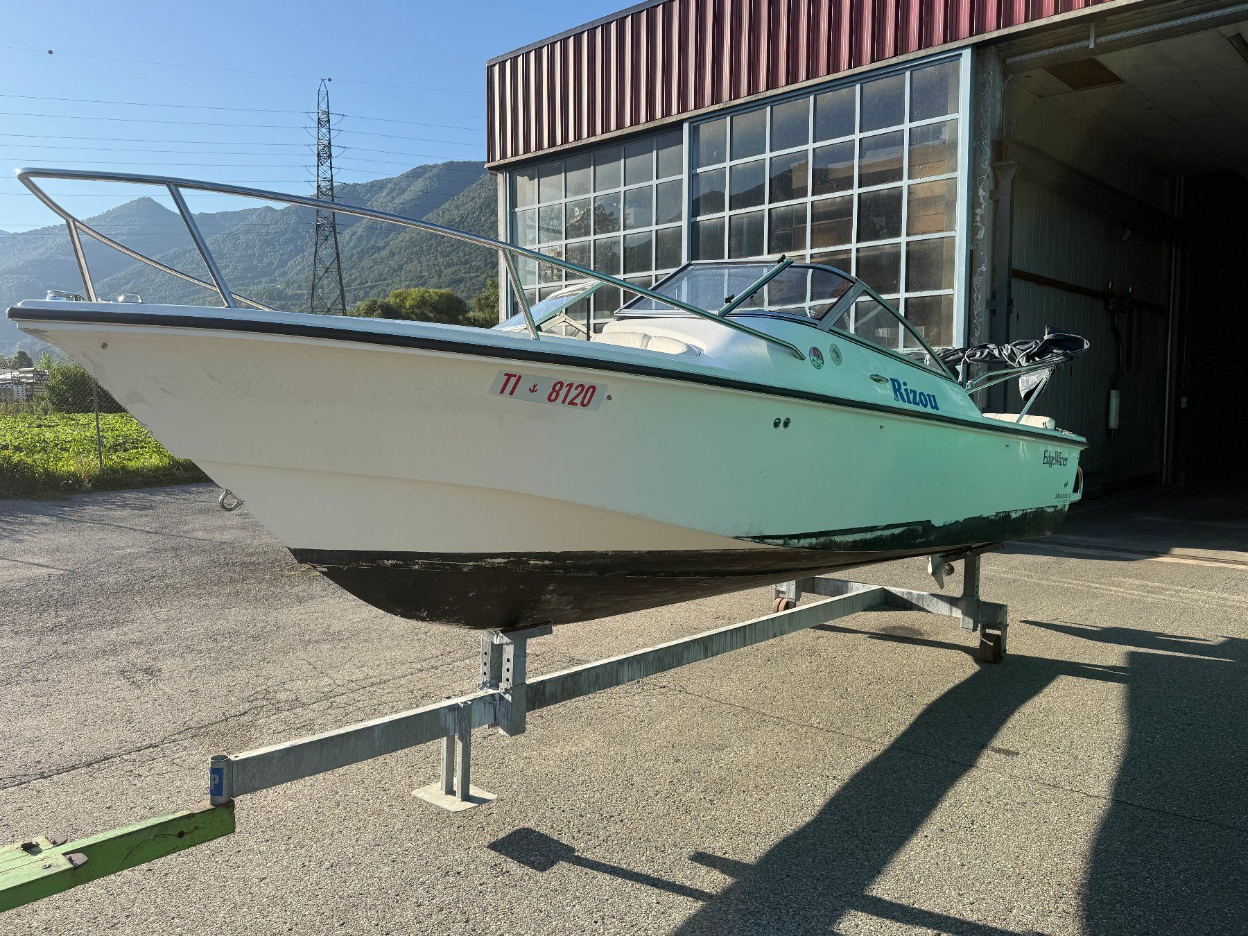 Yamaha Boote: Boot mit Gelcoat schaden – Defekt aus Quartino von 5franc 6