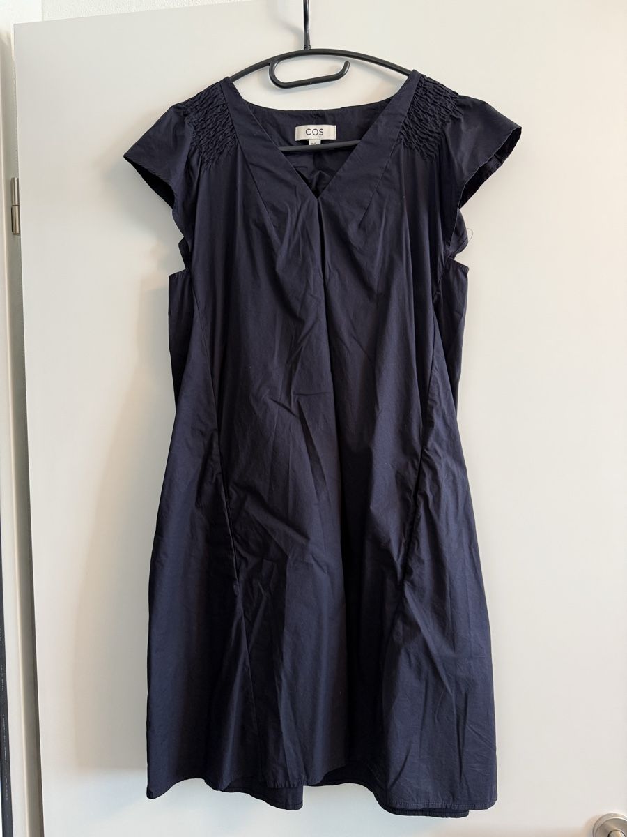 Cos Vestiti: COS Kleid, dunkelblau, Grösse 36 – Nuovo (secondo la descrizione) da Frauenfeld venduto da sharonhabrik