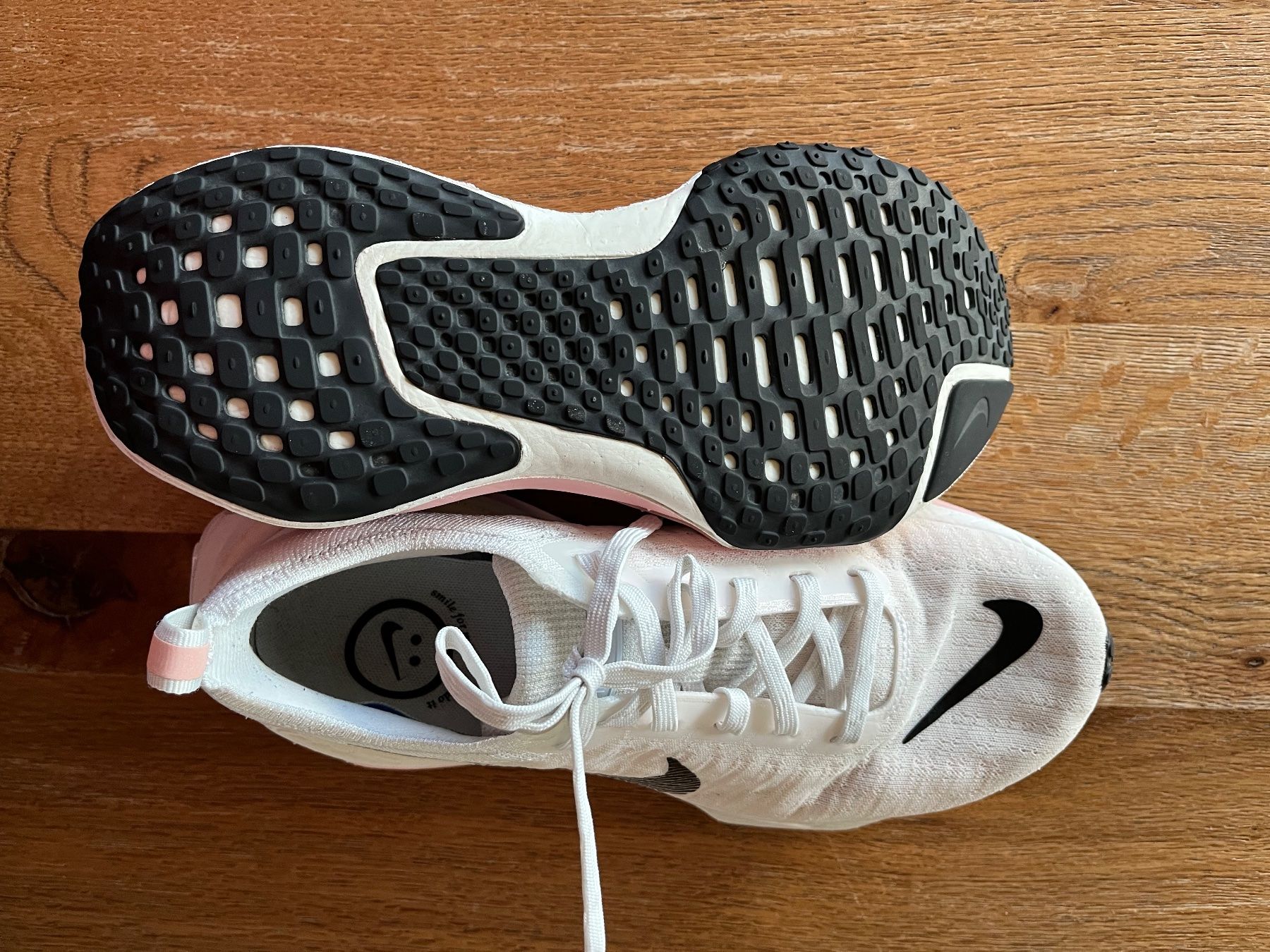 Nike Scarpe da uomo: Nike ZOOMX INVINCIBLE RUN 3 Grösse EUR 39 – Usato da Kleindietwil venduto da sternenstaub_as 3