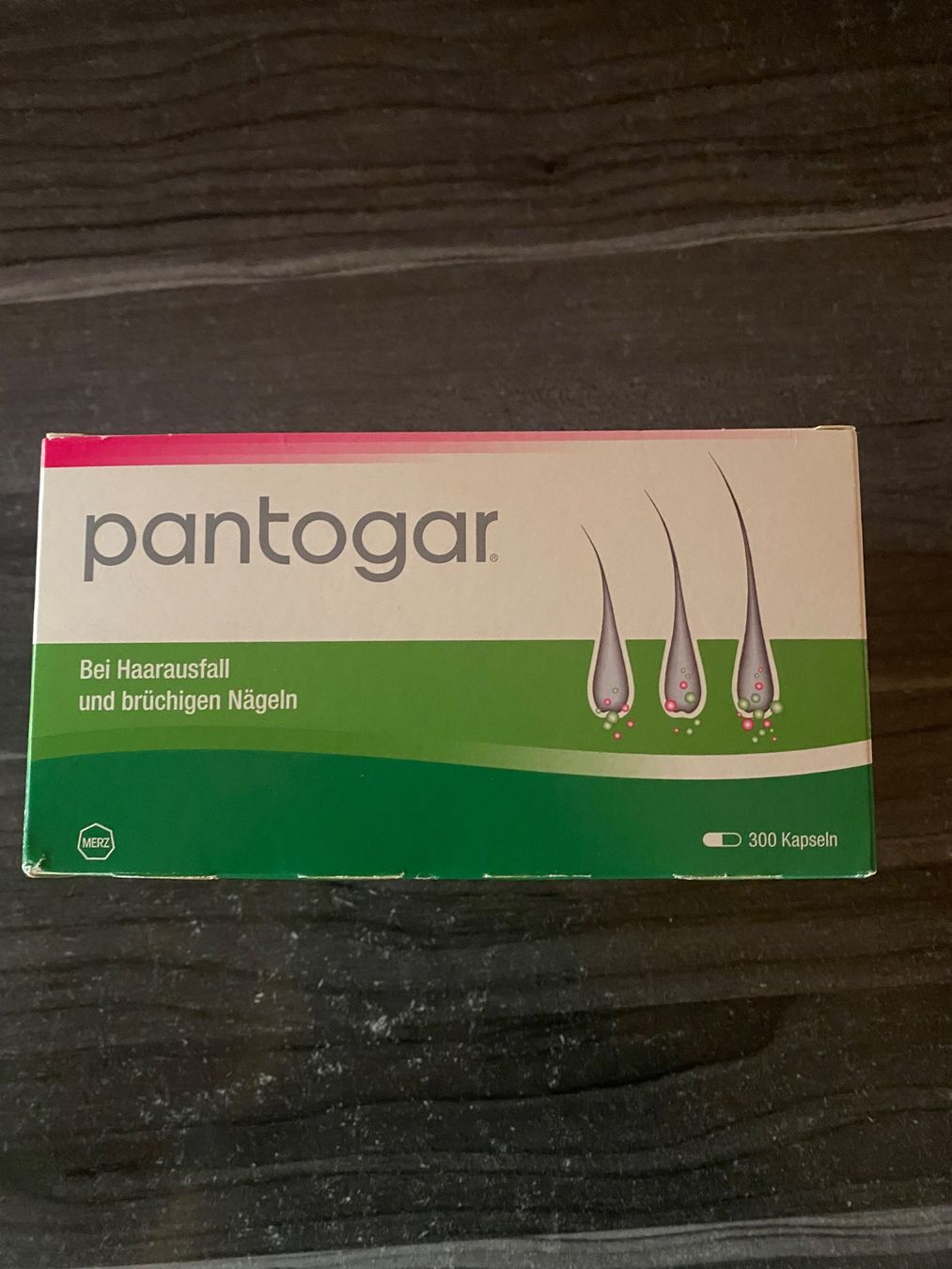 Altro per la cura del corpo: Pantogar 300 capsules  ongles et cheveux – Nuovo e nell'imballaggio originale da Chamoson venduto da Pince26