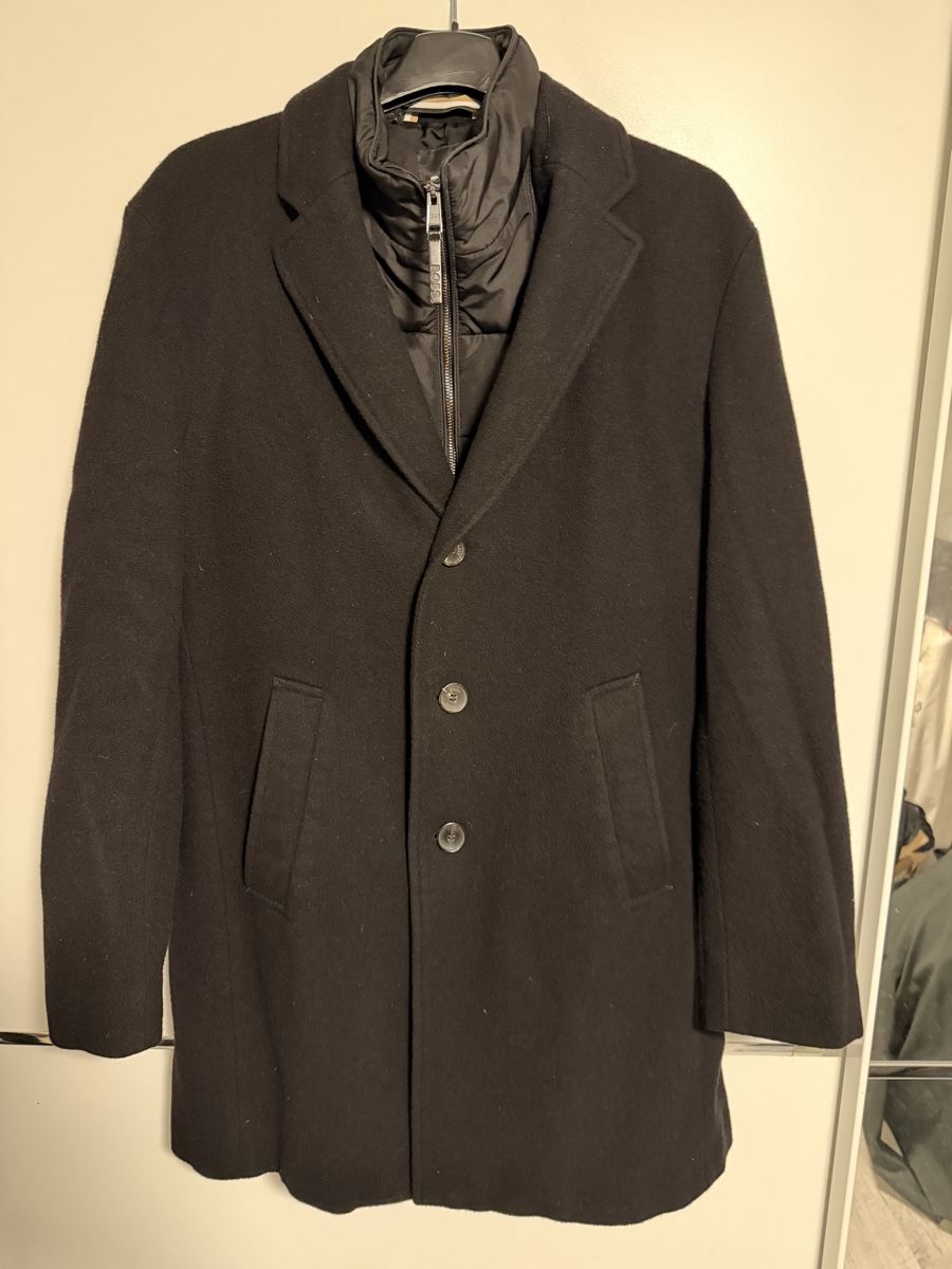 Hugo Boss Mäntel: Boss Mantel – Gebraucht aus Aarberg von carbon26