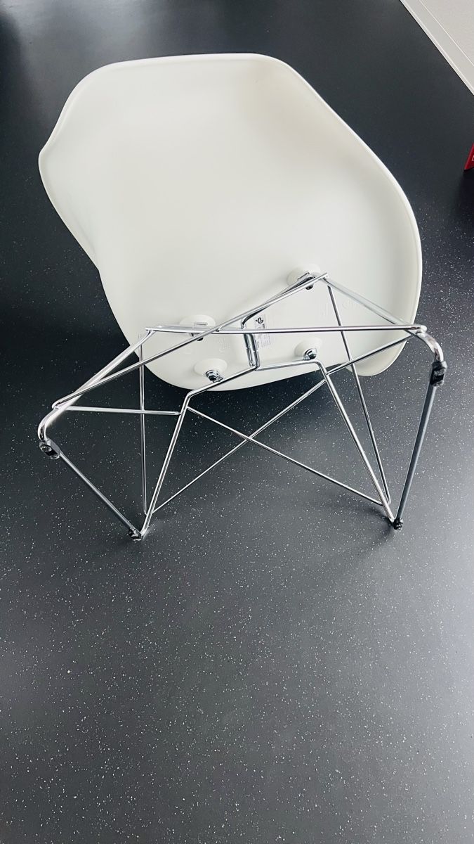Vitra Sessel: Vitra LAR weiss – Gebraucht aus Triengen von chouchou88 5