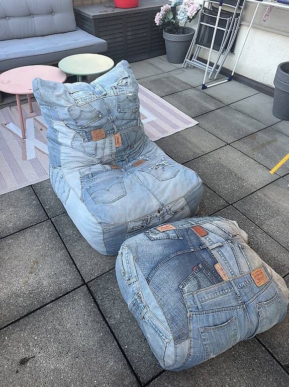 Poltrone: Levi's Sitzsessel aus Jeans  – Usato da Männedorf venduto da Siron 1