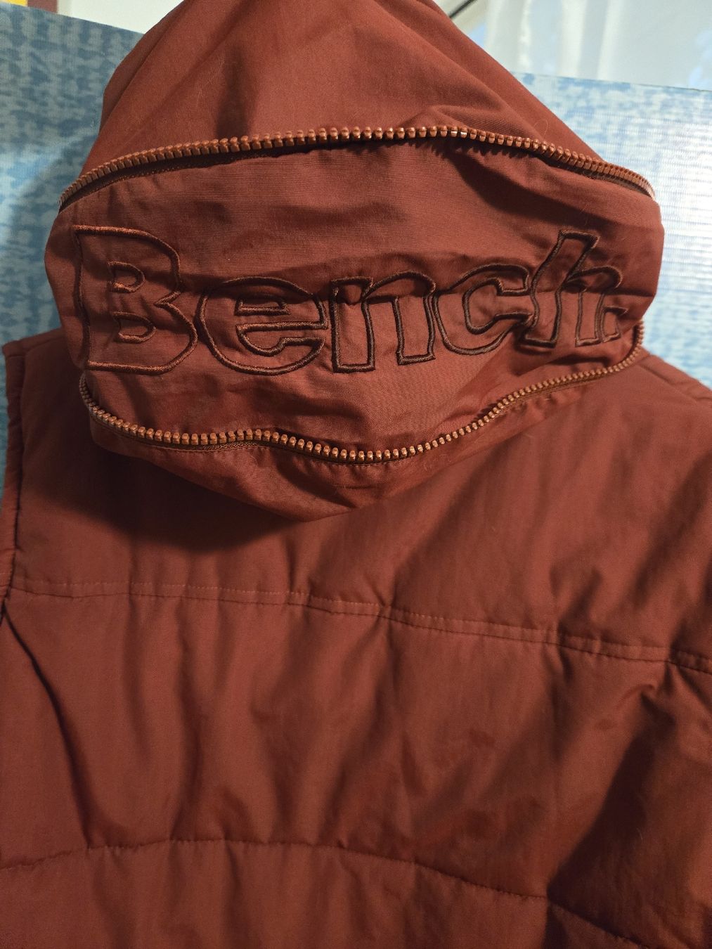 Bench Gilet & Giacche: Gilet Bench. taille M – Usato da La Chaux-de-Fonds venduto da tuoro25 8