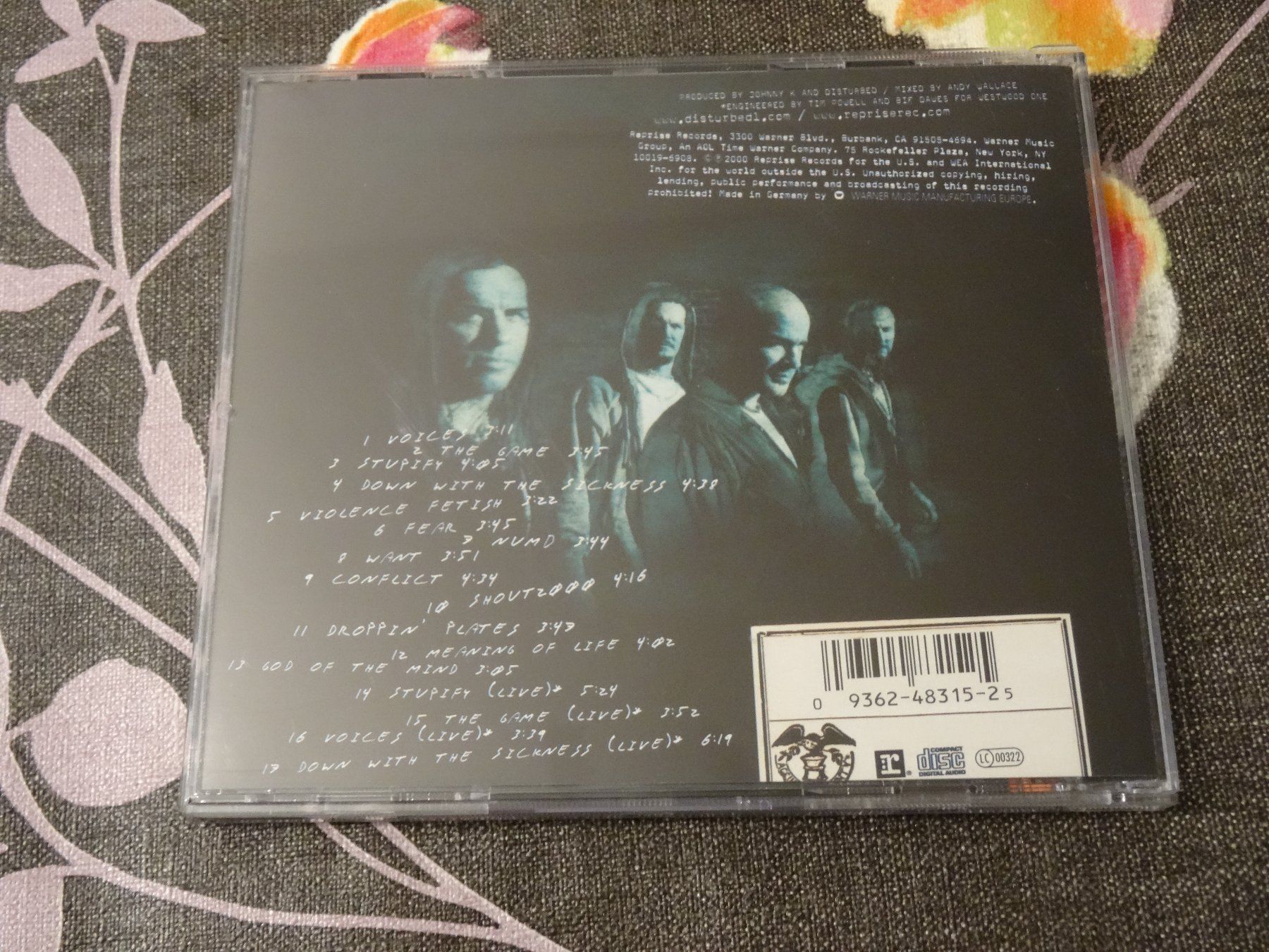 CDs: Disturbed - The Sickness CD – Gebraucht aus Olten von  1