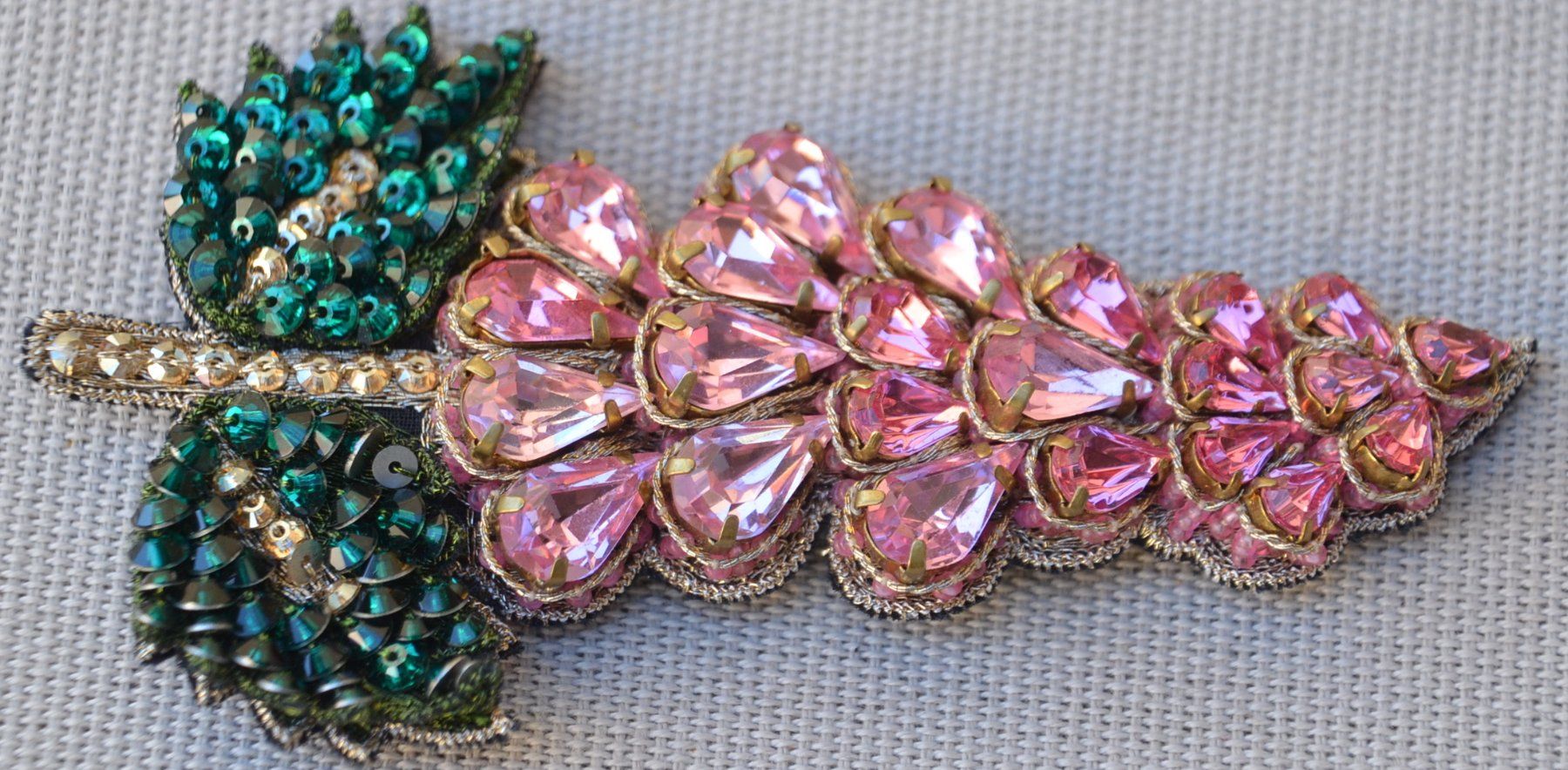Gucci Broschen & Nadeln: Gucci Kristallbrosche / Broche en cristal – Gebraucht aus Collonges von arashee 2