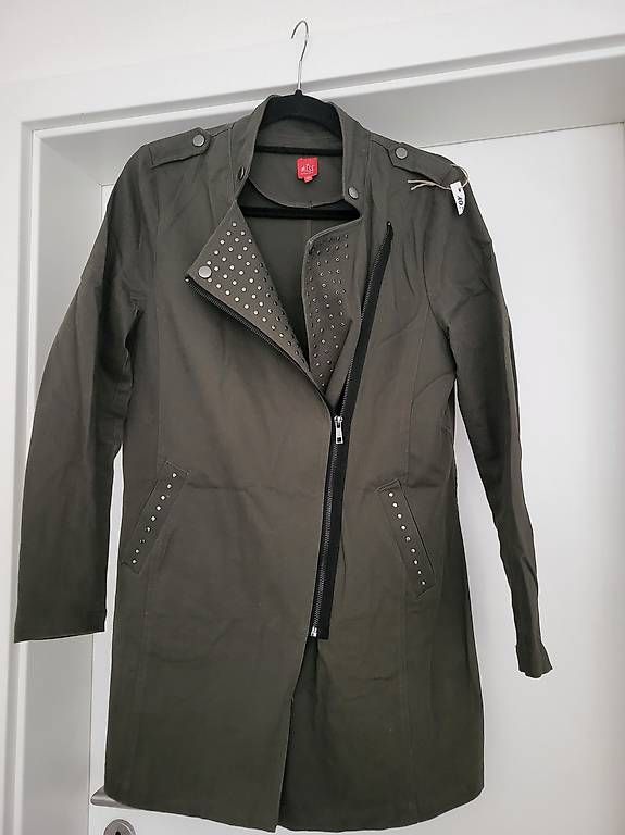 : Manteau Captain Tortue – D'occasion à Ecuvillens par loloall