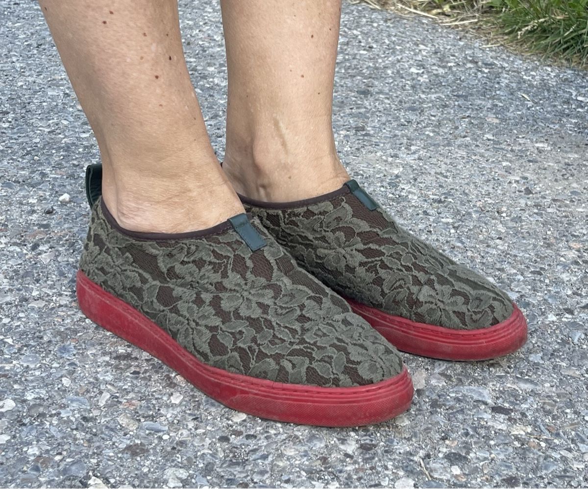Scarpe da uomo: Scarpe-sneakers di pizzo 39/40-comode ed eleganti! – Usato da Gordevio venduto da LanaZimm 2