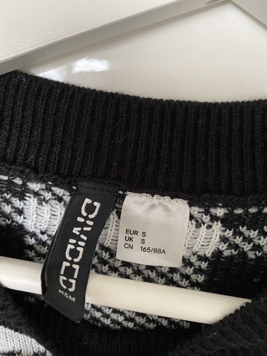 H&M Pulls & Sweat-shirts: Schicker Pullover Karomuster, H&M Divided, S, schwarz weiss – Neuf (Voir description) à Rorschach par Vane____ 2