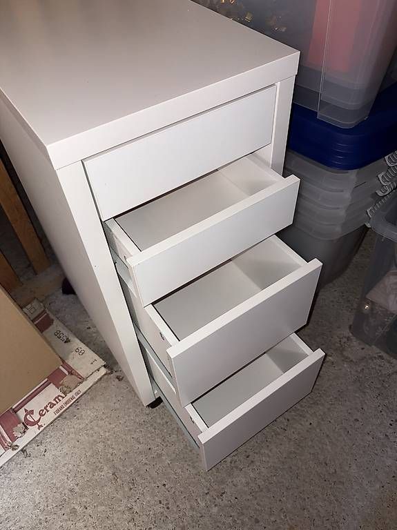 Ikea Scaffali: Étagère IKEA – Usato da Cortébert venduto da elisa_gerber 1