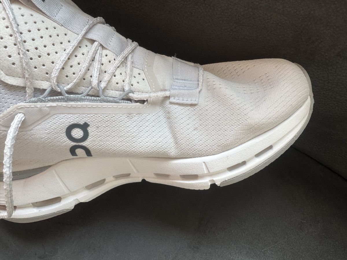 On Scarpe da donna: On Cloudnova Sneaker Weiss 38.5 – Usato da Zürich venduto da LuxuryJewellery 6