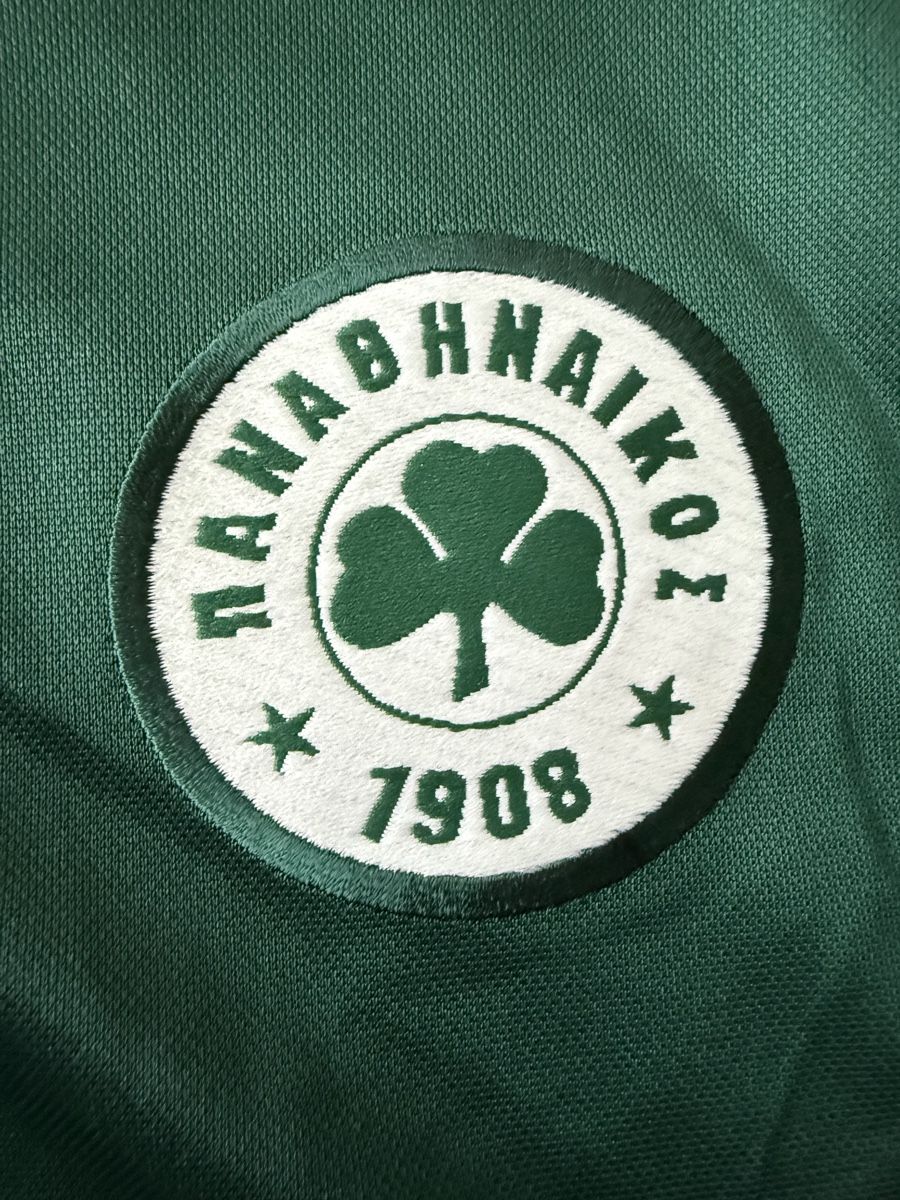 Leibchen & Hosen: Originales Panathinaikos Trikot 2005/06 – Neu und originalverpackt aus Arch von Baloo11 2