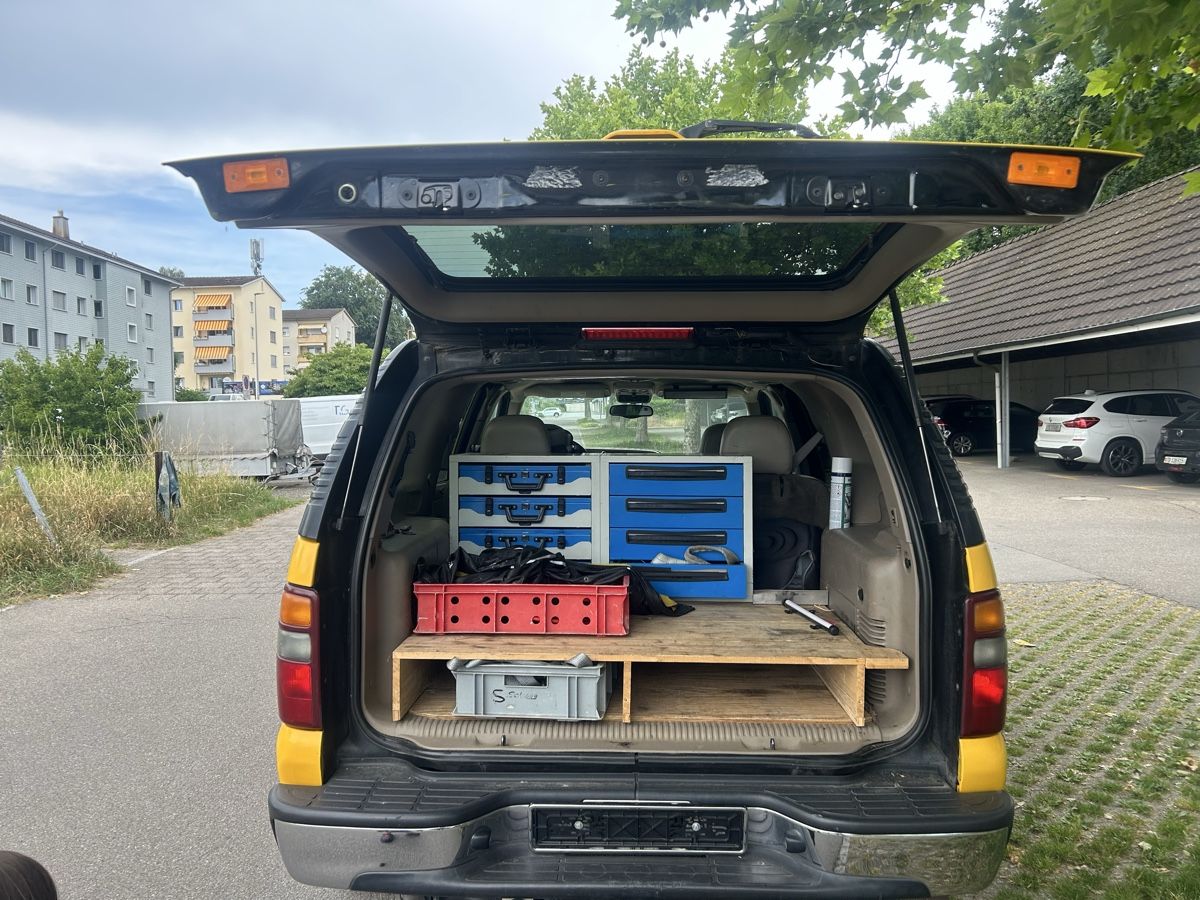 Automobili: Chevrolet Tahoe 5.3L – Usato da Romanshorn venduto da Happy24 5