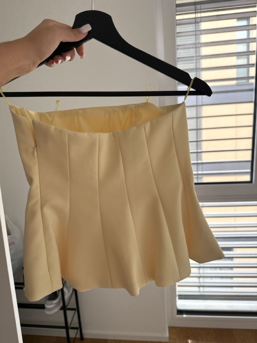 Zara Tops: New corset – Neu und originalverpackt aus Nebikon von Preloved_bykelly 1