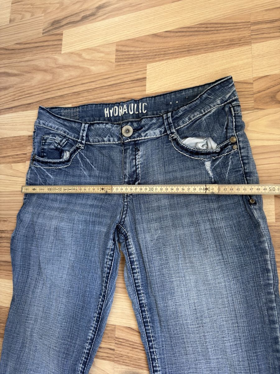 Jeans: Bootcut Jeans Frauen – Usato da Allschwil venduto da power9000 3