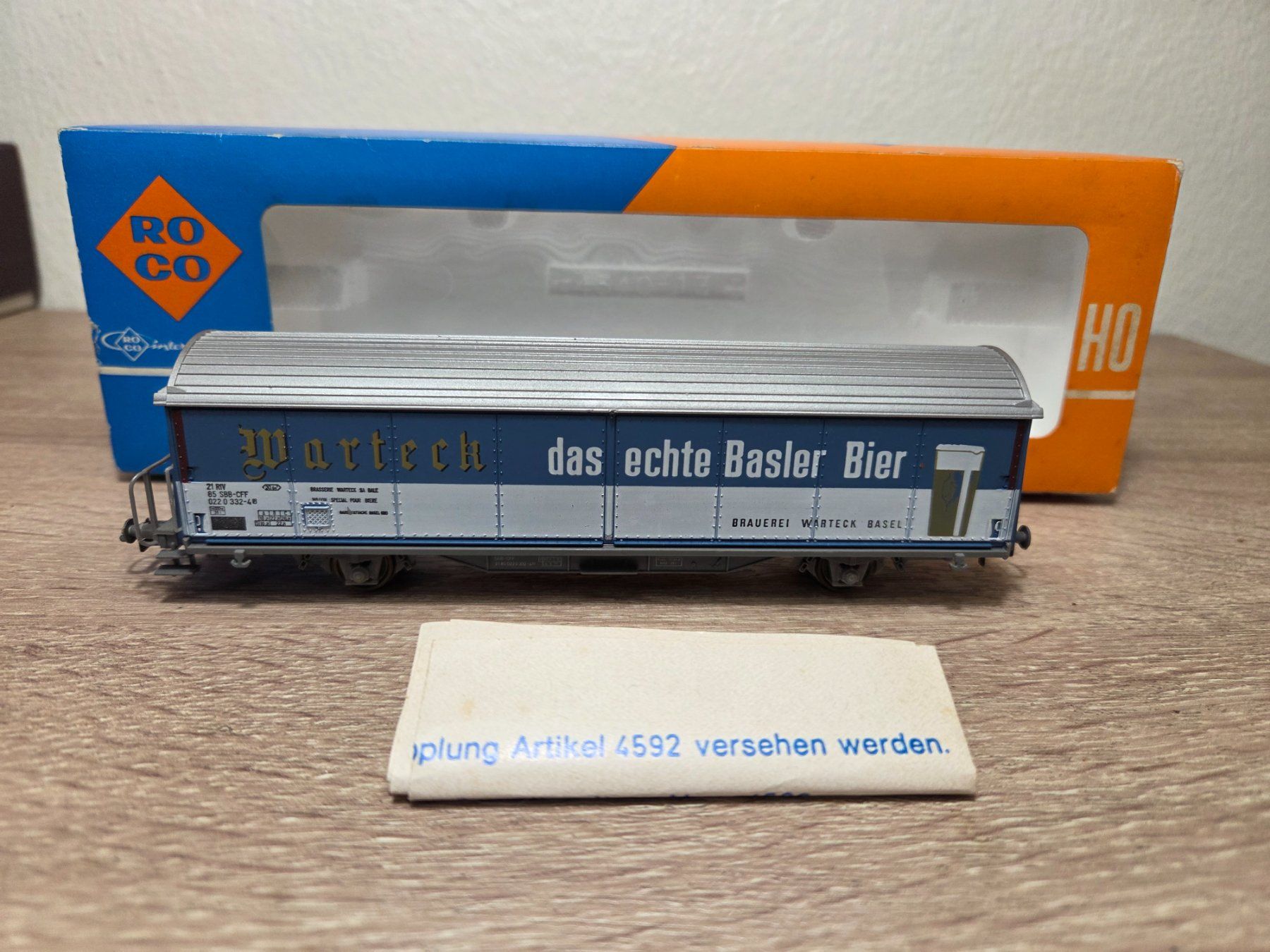 Roco Modellini di ferrovie: Roco 4340F Güterwagen Warteck SBB H0 – Usato da St-Aubin-Sauges venduto da Lo_Go 5