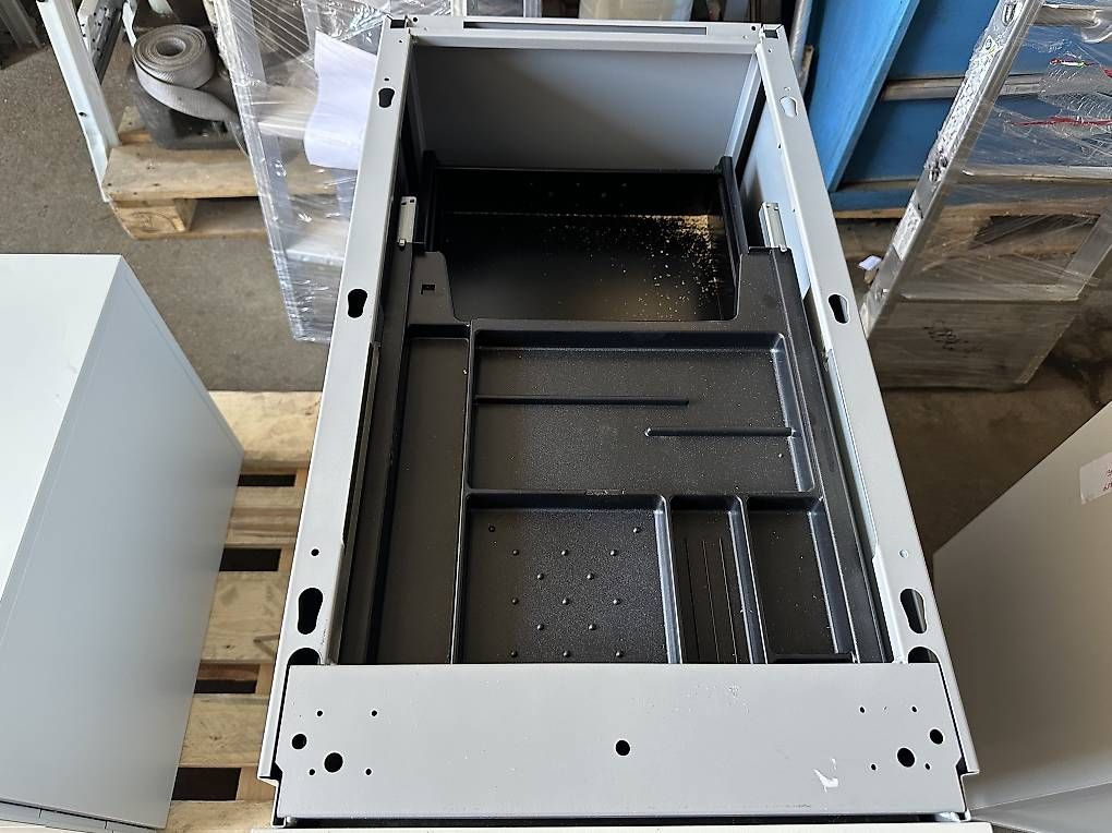 Scaffali: neuer Beistellcontainer mit Aufsatzregal, abschliessbar – Nuovo (secondo la descrizione) da Necker venduto da liq24 4