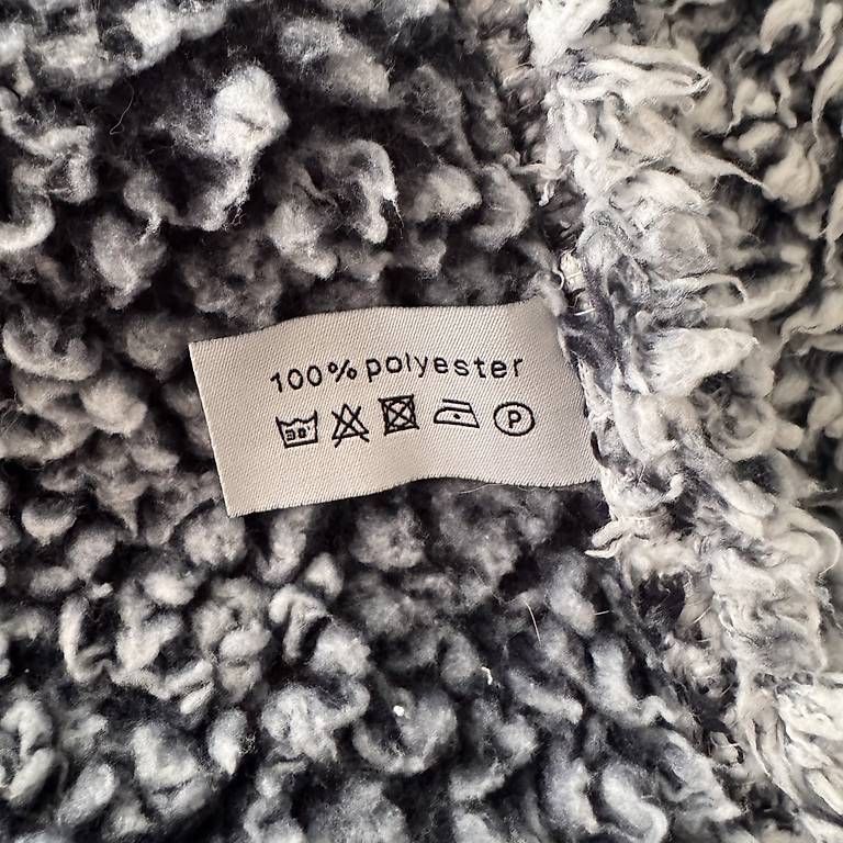 Decken: Polyester Kuscheldecke – Gebraucht aus Solothurn von Juliasju 4