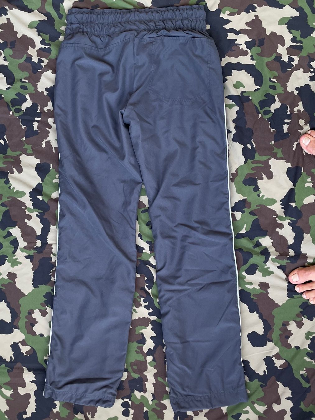 Nike Pantaloni: 2010 Nike Pant sz S – Usato da Zürich venduto da le_souk 1