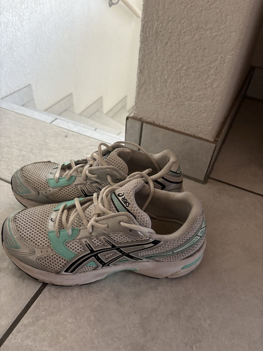 Asics Scarpe da uomo: ASICS GEL-1130 Blanc/Argent Menthe – Usato da Miège venduto da san_wc9t 1