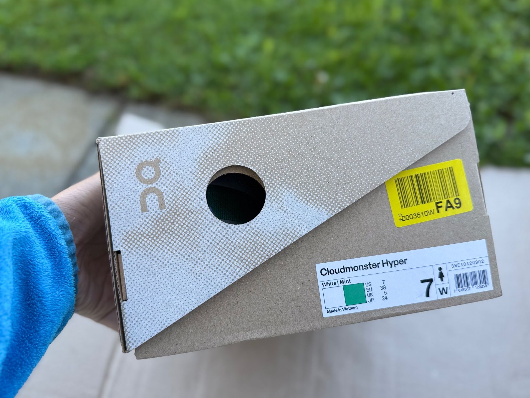On Scarpe da donna: On Cloudmonster Hyper 1 Grösse 38 Neu – Nuovo e nell'imballaggio originale da Grossdietwil venduto da RSW032 5