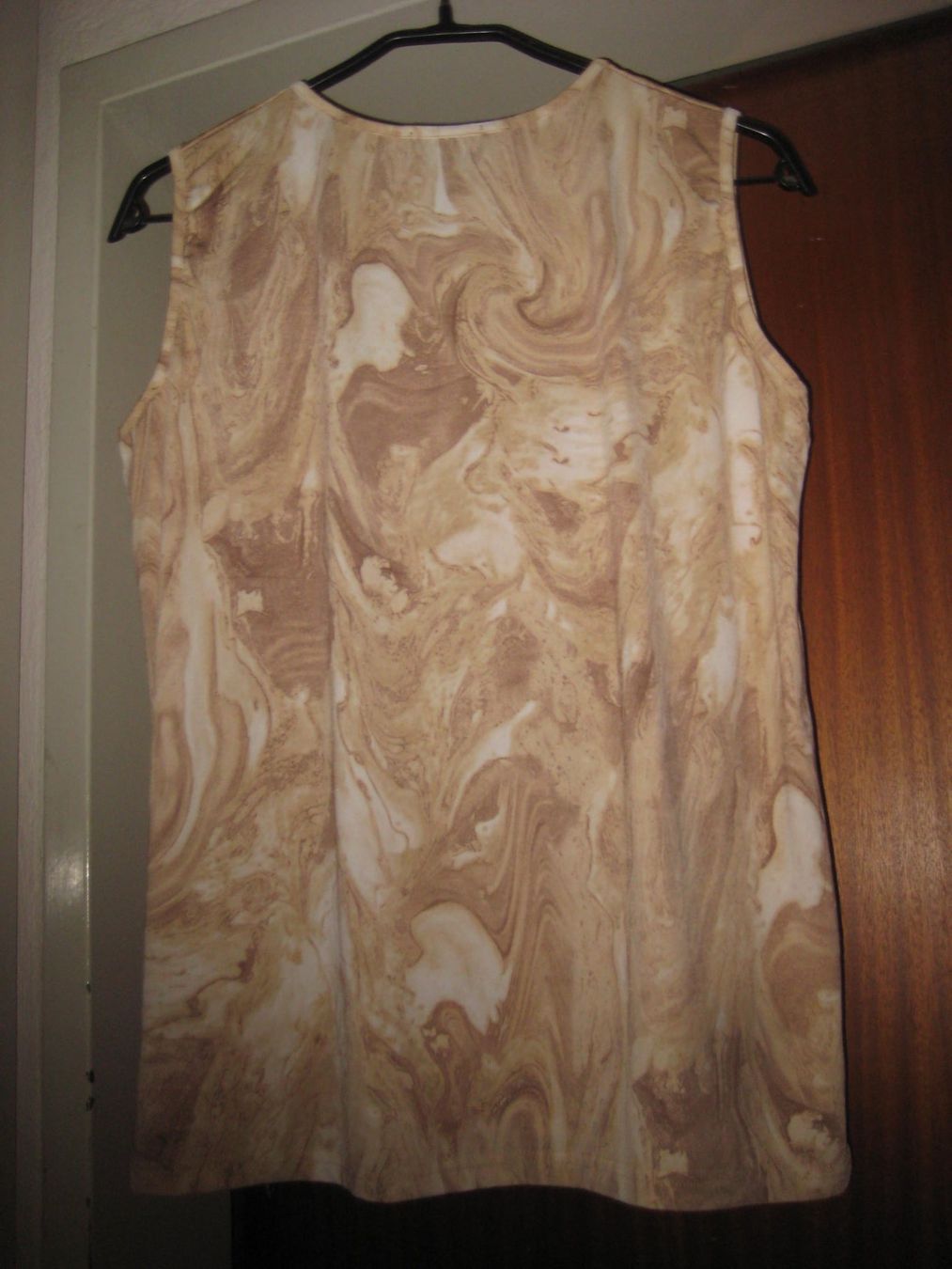 Top: Top beige / hellbraun marmoriert Grösse L / XL – Usato da Füllinsdorf venduto da Schlupp 1