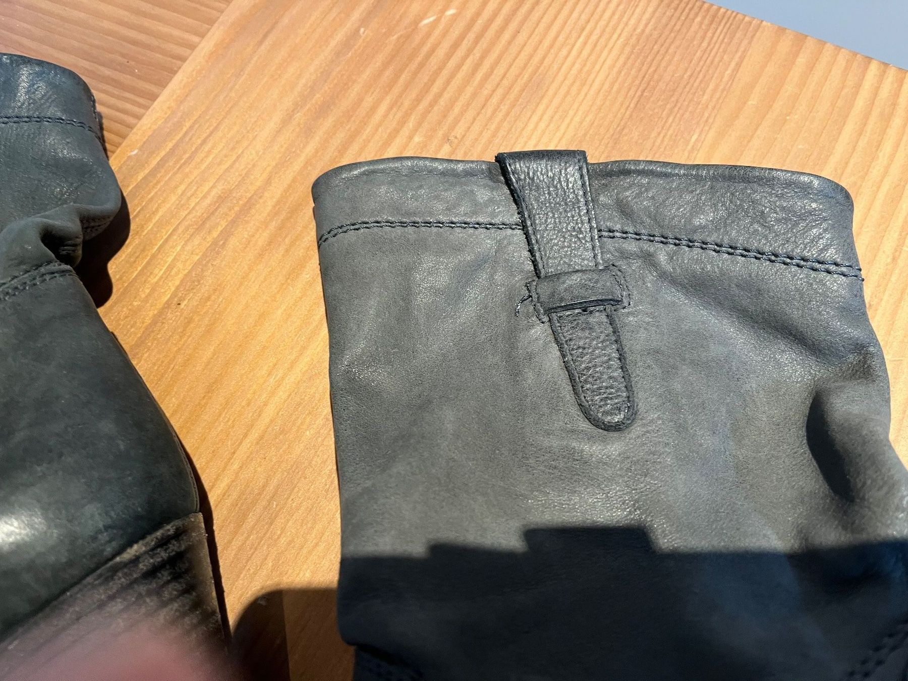 Damenschuhe: Graue Lederstiefeletten, Grösse 37 – Gebraucht aus Oberrohrdorf von Anuschka5 2
