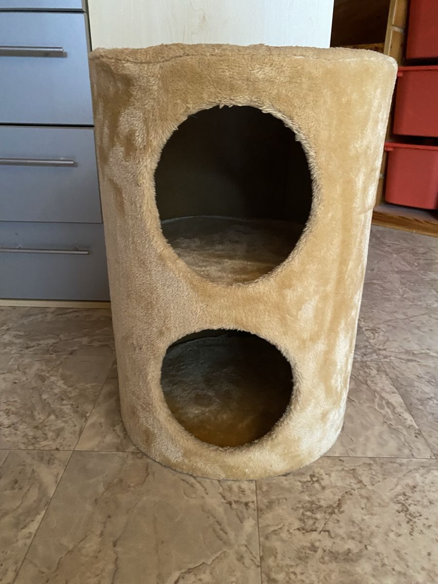 Niches, paniers: Katzenhöhle – D'occasion à Erschwil par kusabo