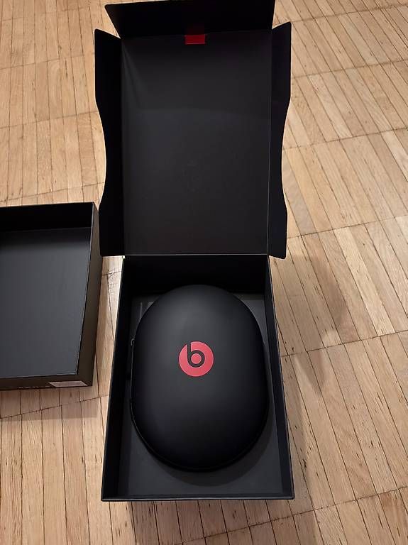 Beats Cuffie: Neu und Originalverpackt: Beats Studio 3 – Nuovo e nell'imballaggio originale da Zürich venduto da Ghibli1974 3