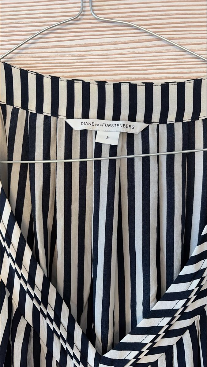 Diane von Furstenberg Blusen: DIANE VON FURSTENBERG Bluse Grösse 8 gestreift – Gebraucht aus Uitikon-Waldegg von Sablink