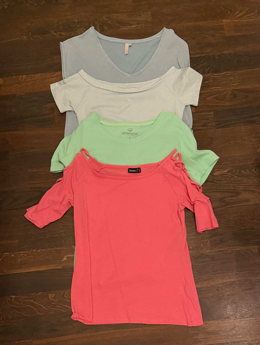 T-shirt: Schöne T-Shirts Gr. S – Nuovo (secondo la descrizione) da Gattikon venduto da Sunshine4.