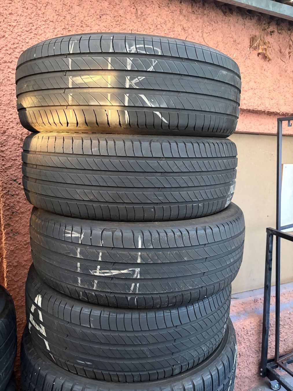 Michelin Pneus & Kompletträder: 205/55R19 Michelin e-primacy Reifen – Gebraucht aus Wettingen von Nici1932