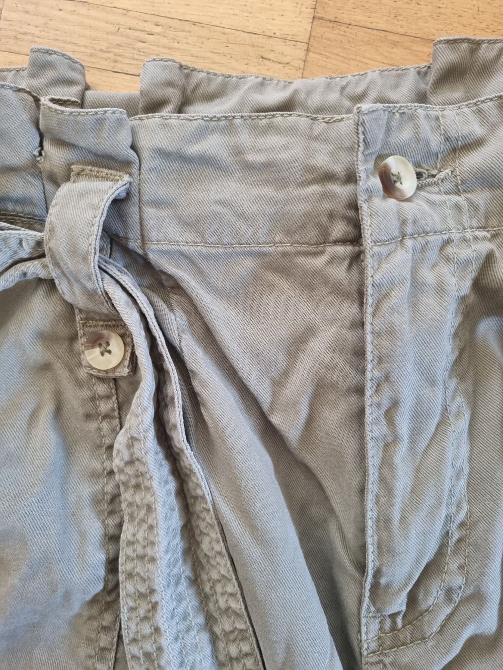 Yes Or No Hosen: Olive green pants – Neu (gemäss Beschreibung) aus Rüti ZH von irima_vanya 2