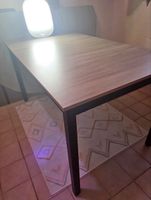 Table à manger design bois et métal comme neuve