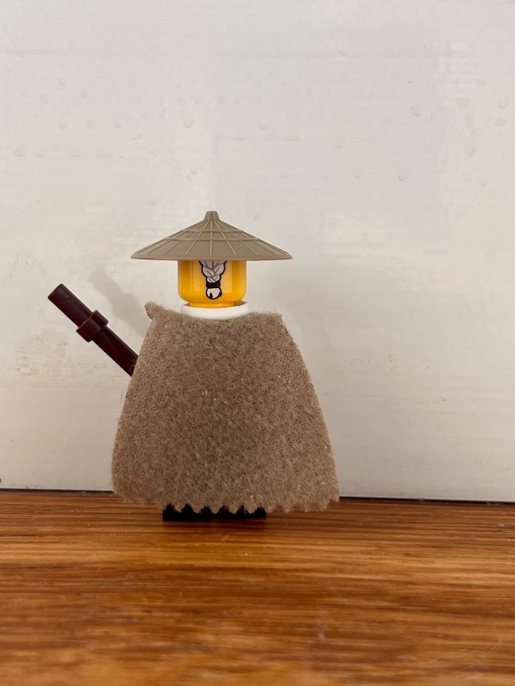 Lego Statuette: Wu Master, Fuzzy Cape – Nuovo (secondo la descrizione) da St. Gallen venduto da kur_w687 1
