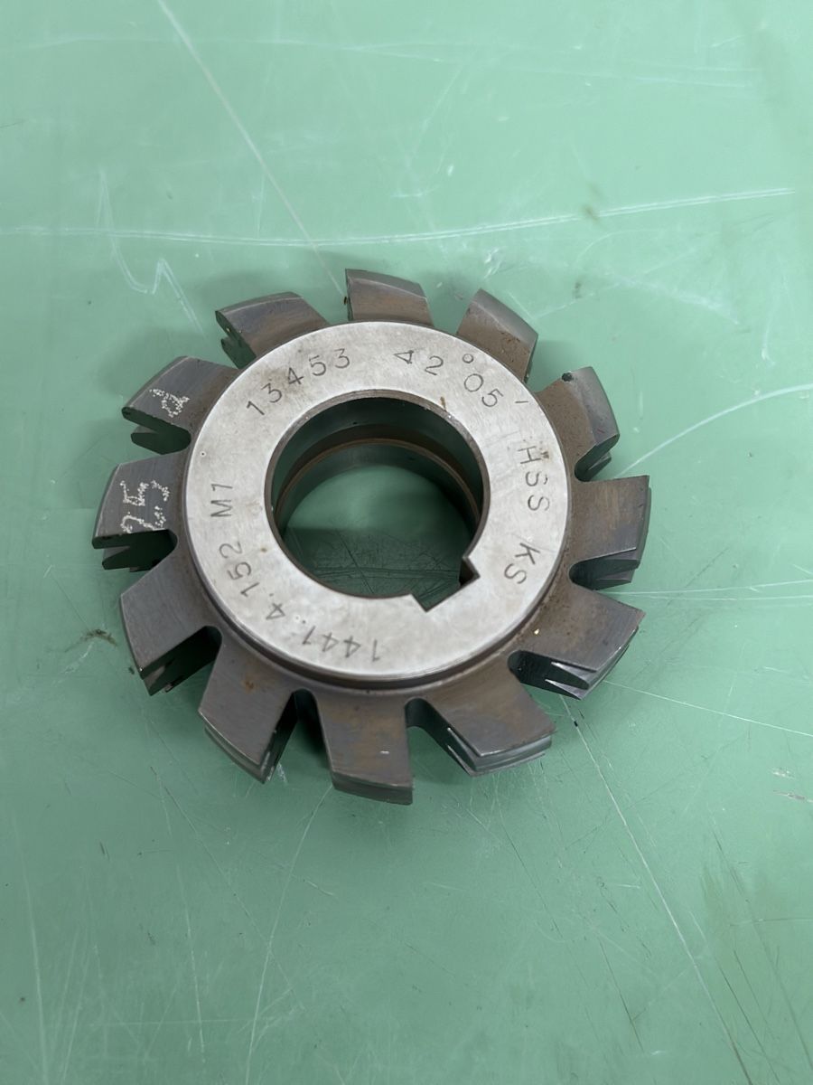 Tutti gli attrezzi: 5X HSS Gear Cutters, Different Sizes and Modules – Nuovo e nell'imballaggio originale da Aarberg venduto da SNMachines 5