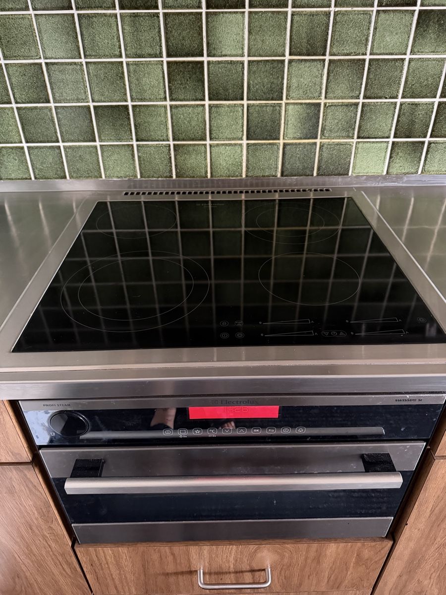 Electrolux Fours: Herdolatte/Ofen  – D'occasion à Uster par Ninii003